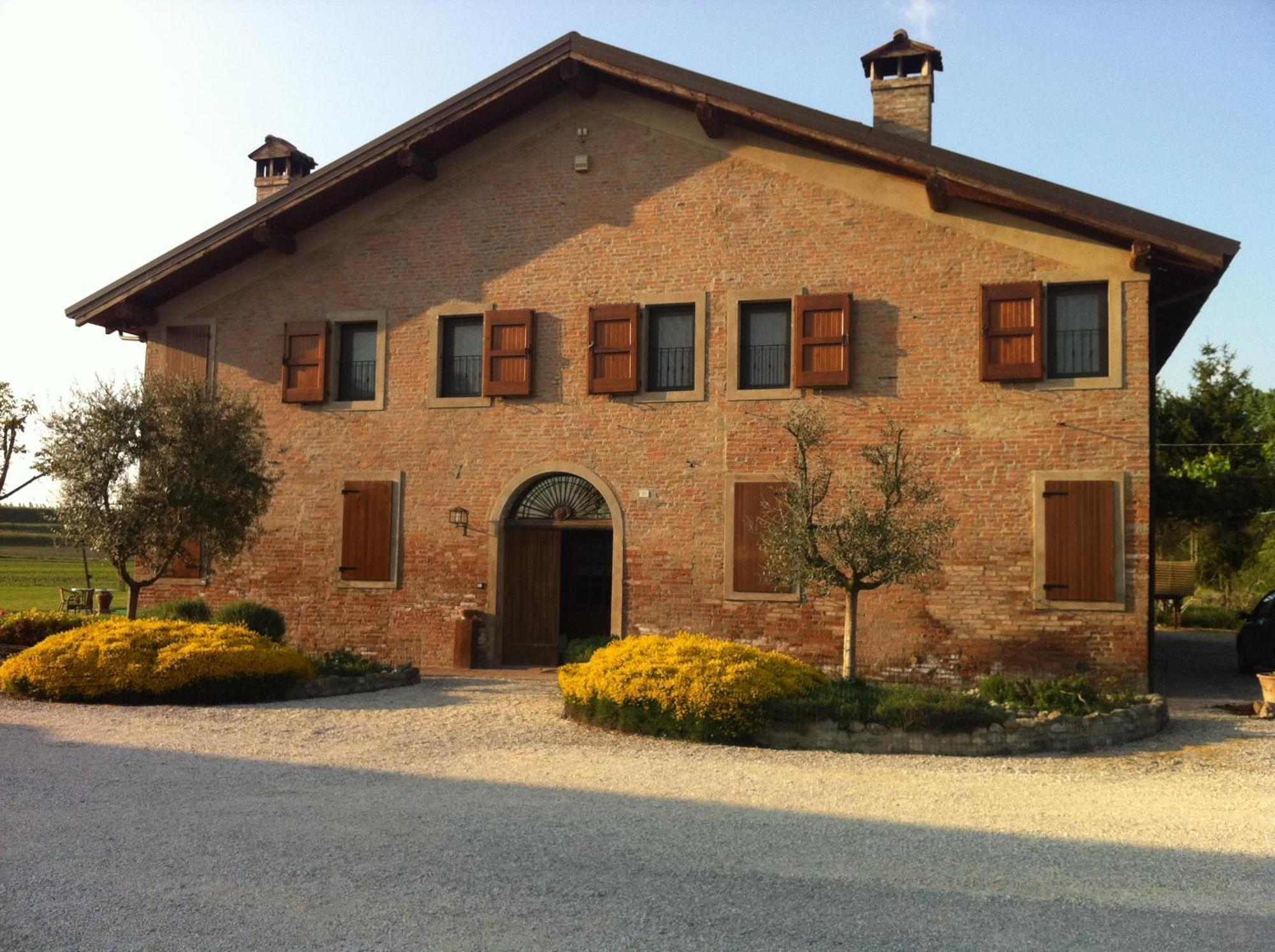 Agriturismo La Cascinetta Guest House Pieve di Cento Exterior foto